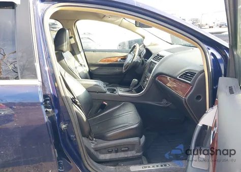 2011 Lincoln Mkx z USA, uszkodzony, nr VIN 2LMDJ8JK3BBJ08420